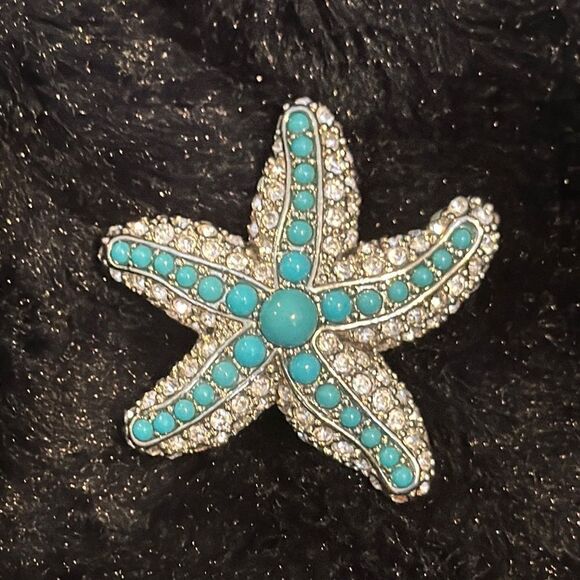 Stella & Dot Silver Tone Faux Turquoise Rhinestone Starfish Brooch Pendant - Picture 2 of 9